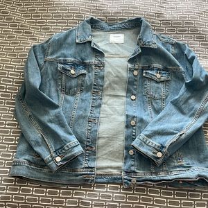 Old Navy jean jacket